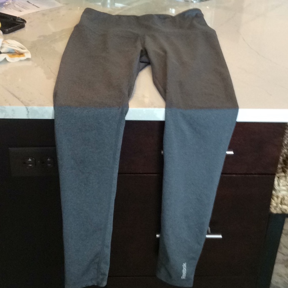 Women’s athletic pants